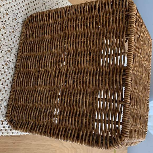 ☀️Weekend SALE✨ Picnic Basket 🧺 - Picture 5 of 7
